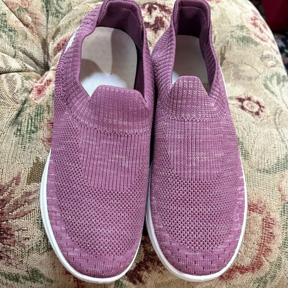 Draft Listing - Picture 1 of 2